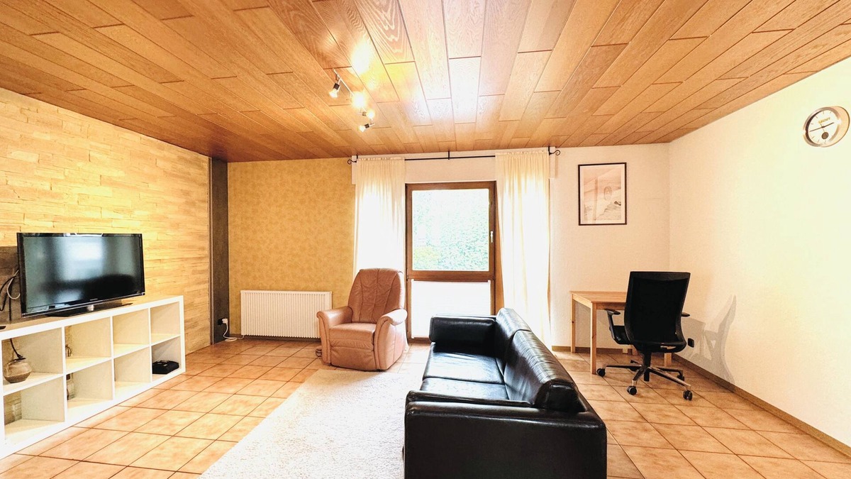 Sindelfingen Apartment | H&H Home-Quite and cozy apartment near Daimler & IKEA