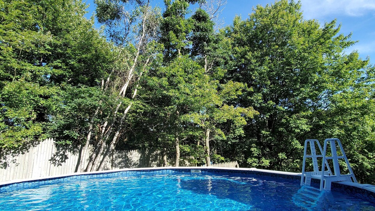 Long Pond Ski Chalet | H O R I Z O N C H A L E T
