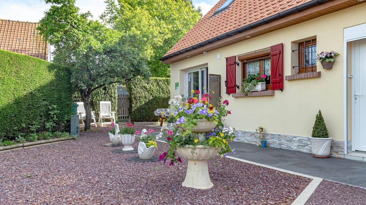 Fiennes House | H1320 - FIENNES - Furnished