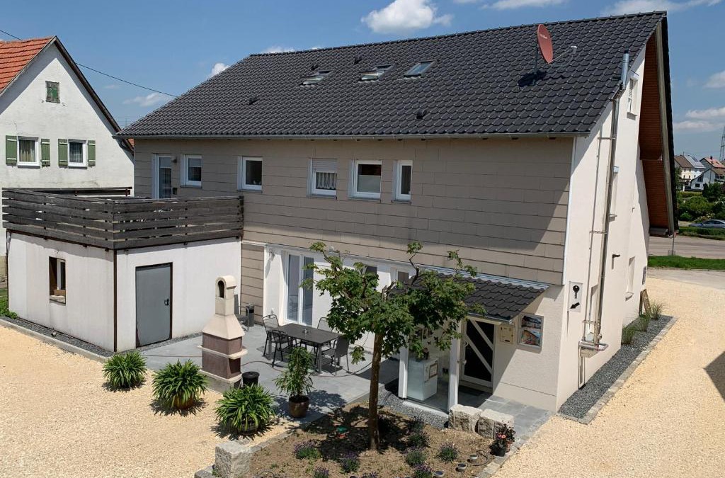 Aalen Apartment | Haag Ferienwohnungen von "Small" bis "XL" für max 10 Personen und 6 Schlafzimmern