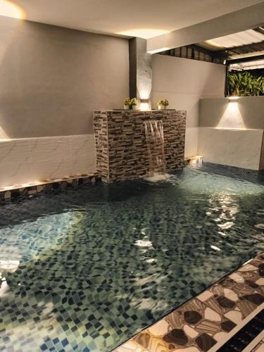 Merlimau House | Habib Hazimi Pool House
