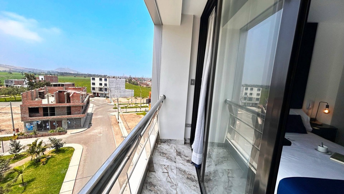 Chancay House | Habitación Doble Vista al Jardín BlueThree Hotel 3✨️ 7min de la Plaza de Chancay