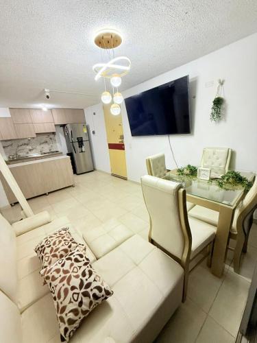 Soledad House | Habitación doble cerca aeropuerto,estadio y buses