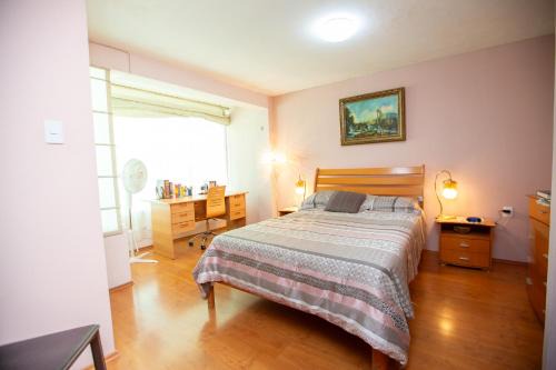 Lomas de Angelopolis House | Habitación doble matrimonial con baño y jacuzzi compartido