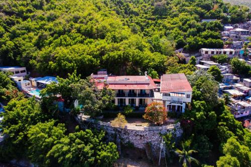 Cap-Haitien Hotel | Habitation Des Lauriers
