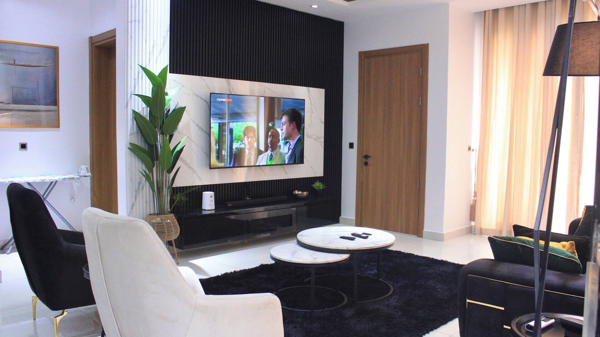 Lekki Phase 1 Apartment | HAC Apartment - A Luxurious 2-bedroom apartment at Lekki Phase 1 with WiFi, pool