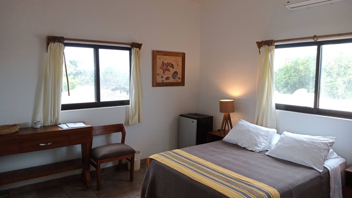 La Ribera Bed & Breakfast | Hacienda de Palmas: Room #4 East Cape with one queen size bed