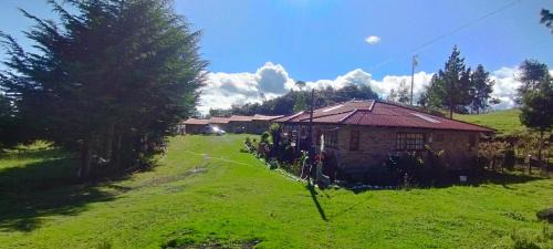 Nabon House | Hacienda El Atardecer, vía a Loja