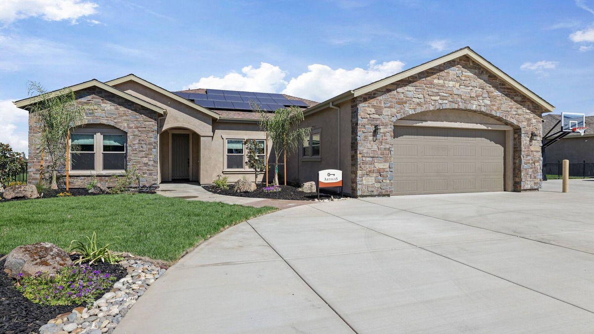 Acampo House | Hacienda Estates: Artigas - One of four new homes set in scenic vineyards