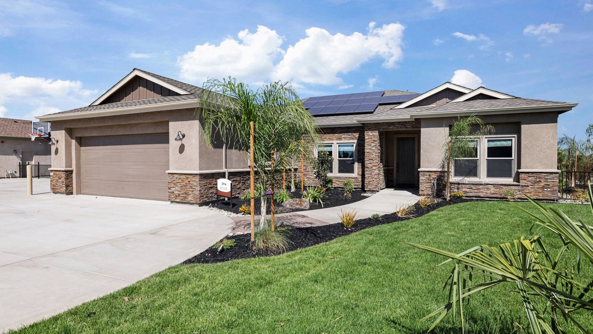 Acampo House | Hacienda Estates : Rivera - One of four new homes set in scenic vineyards