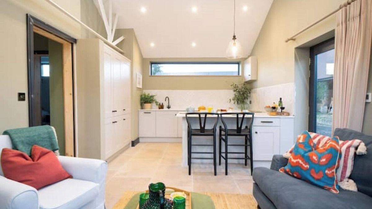 Abbots Salford House | Hailes.
