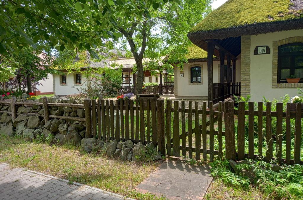 Gonyu House | Hajóskert Vendégház