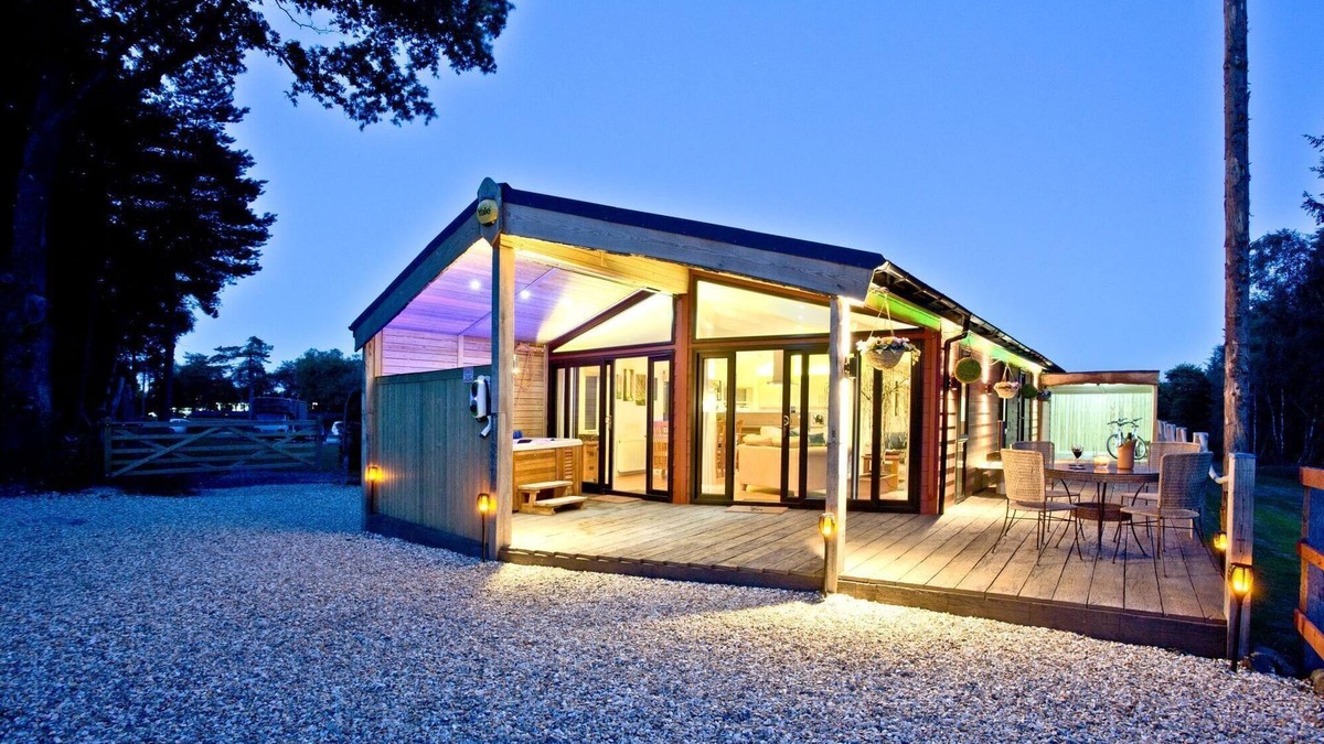 Kenn House | Haldon Forest Lodge - Hot Tub/Pet Friendly