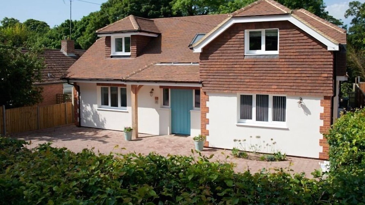 Wendover Bed & Breakfast | Hale House