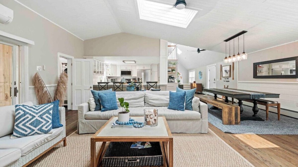 Moultonborough House | Hale Pau Hana with Hot tub