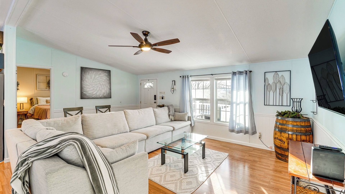 Altoona House | Half-Mi to Lakemont Park: Family-Friendly Home!