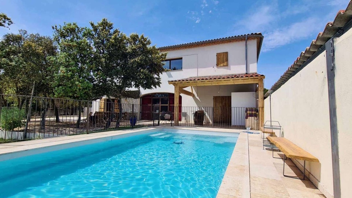 Sorgues Other | Half of Mas de la Roncière