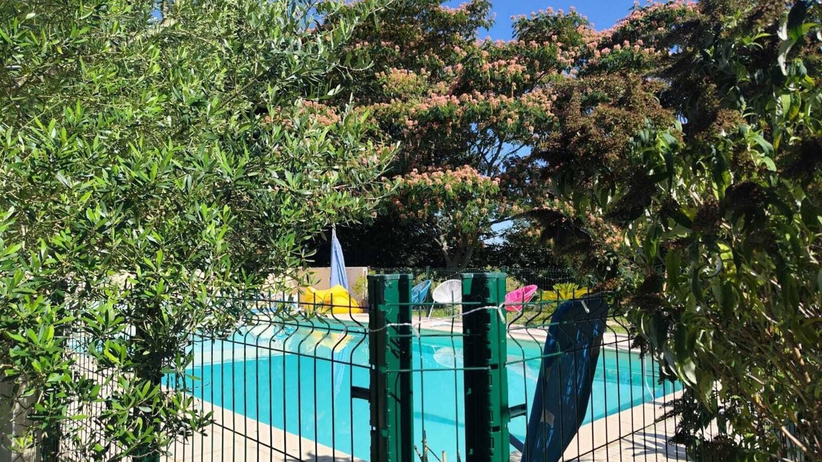 Chaniers Bed & Breakfast | Halte Dans un Espace Parental à 5mn de Saintes ou 1/2h de Royan!