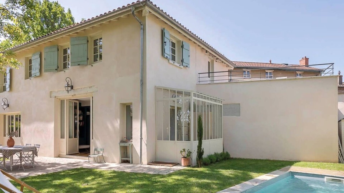 Saint-Genis-Laval House | Hamac Suites - Villa Alpille - 7 travelers