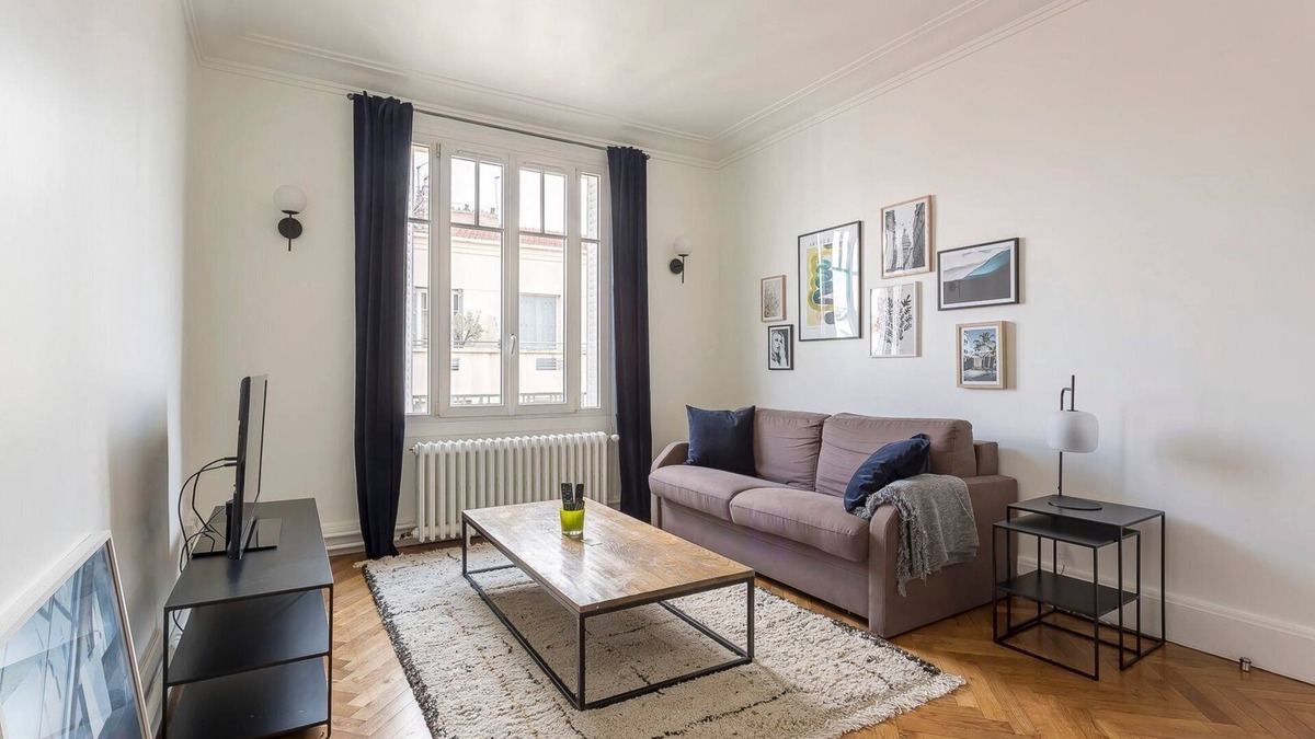 6th Arrondissement Apartment | Hamac Suites - Suite Crillon - Near Parc Tête d'Or