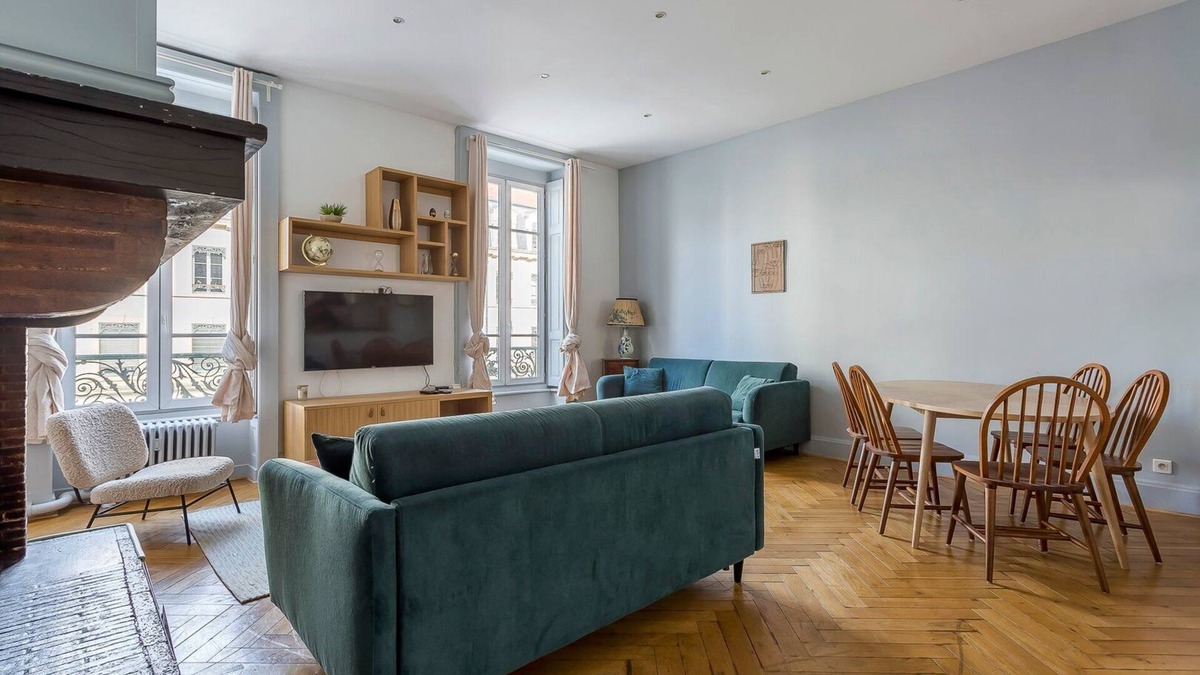Puvis De Chavannes - Le Lycee Apartment | Hamac-Suites - Suite Duquesne - Lyon 6