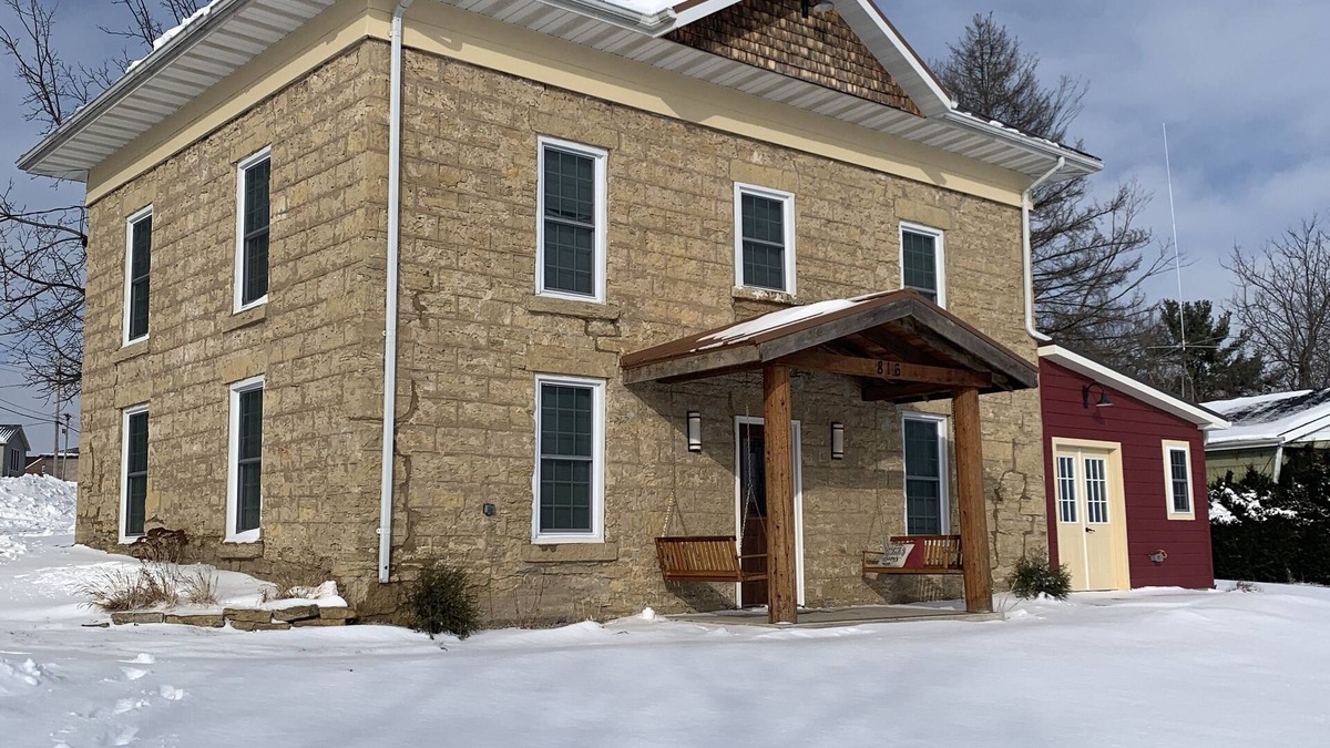 Darlington House | Hamilton Goebel House 816 E Louisa St Darlington Wi
