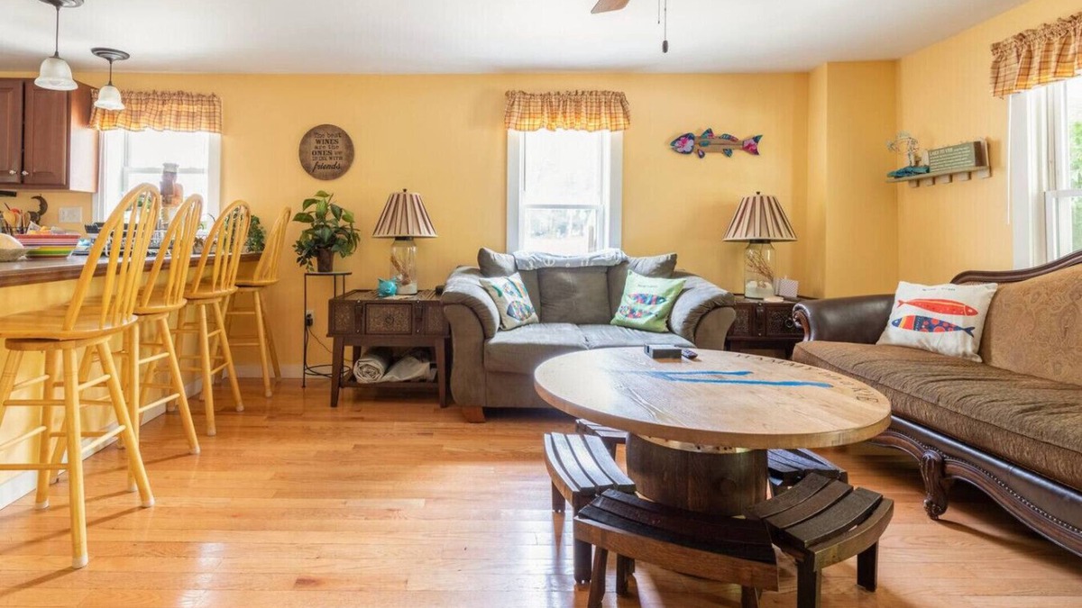 Hammondsport Apartment | Hammy on a Rye I Hammondsport Village