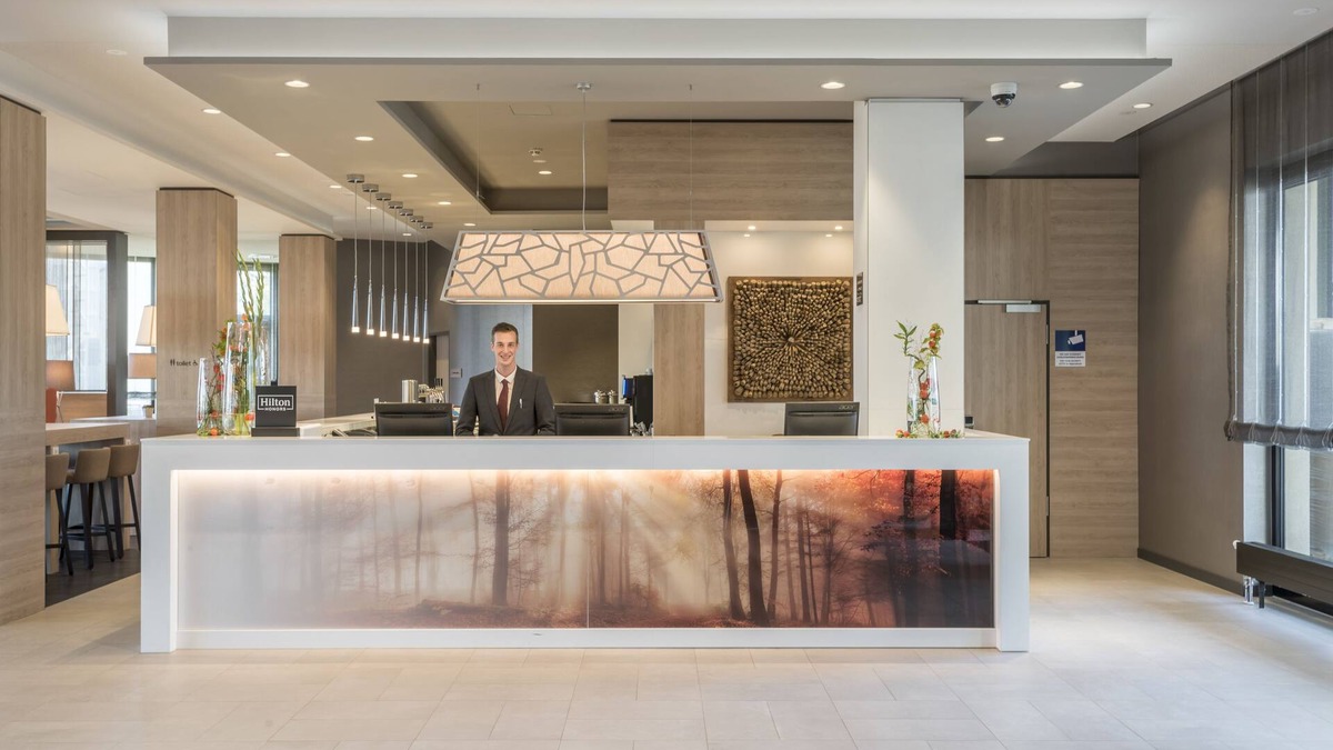 Bruhl-Guterbahnhof Hotel | Hampton by Hilton Freiburg