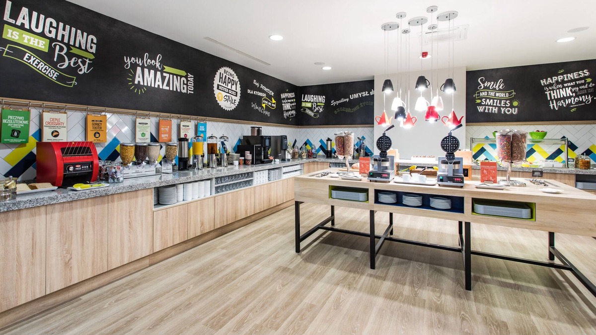 Oliwa Hotel | Hampton by Hilton Gdansk Oliwa