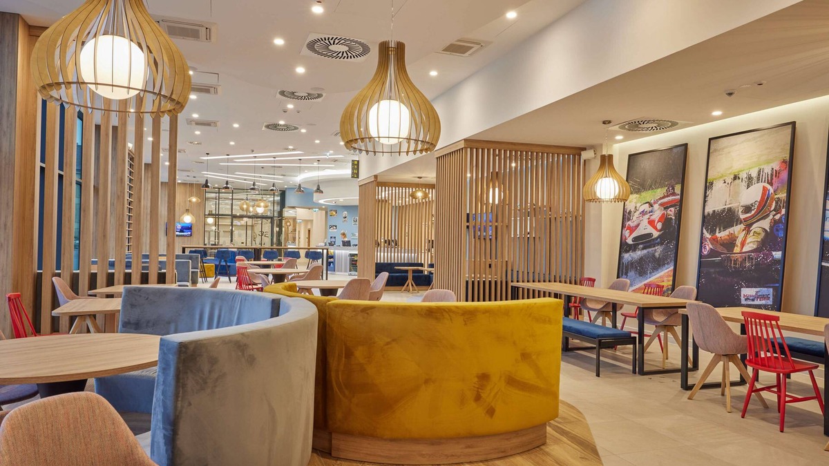 Swarzedz Hotel | Hampton by Hilton Poznań Swarzędz