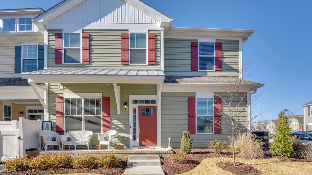 Hampton Condo | Hampton Condo, Close to Beaches!
