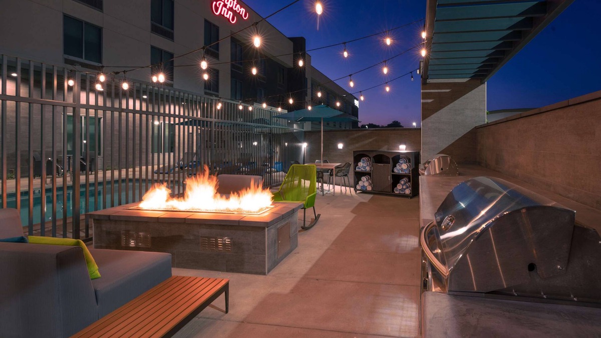 March Air Reserve Base Hotel | Hampton Inn Riverside March Air Force Base