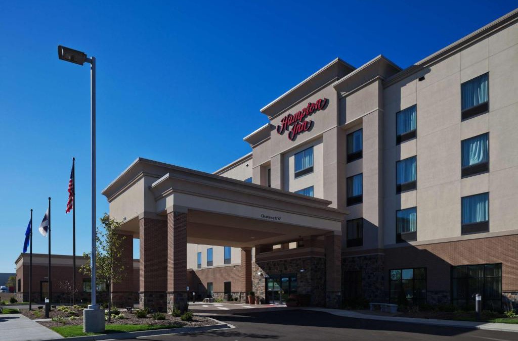 Beloit Hotel | Hampton Inn Beloit