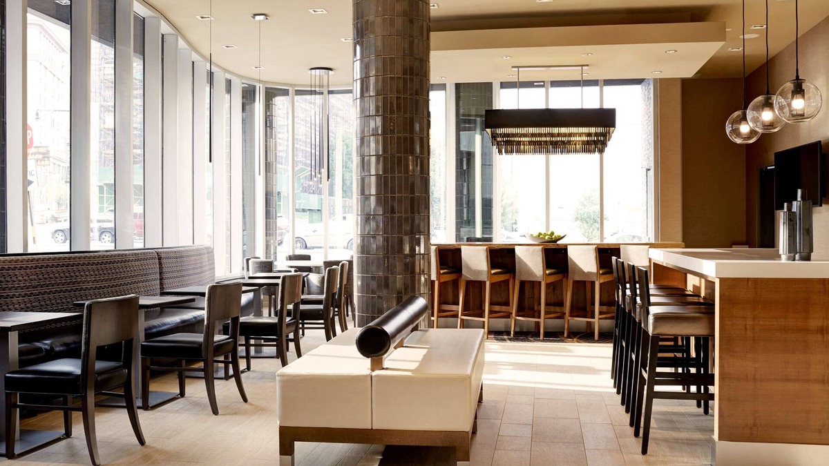 Downtown Brooklyn Hotel | Hampton Inn Brooklyn/Downtown
