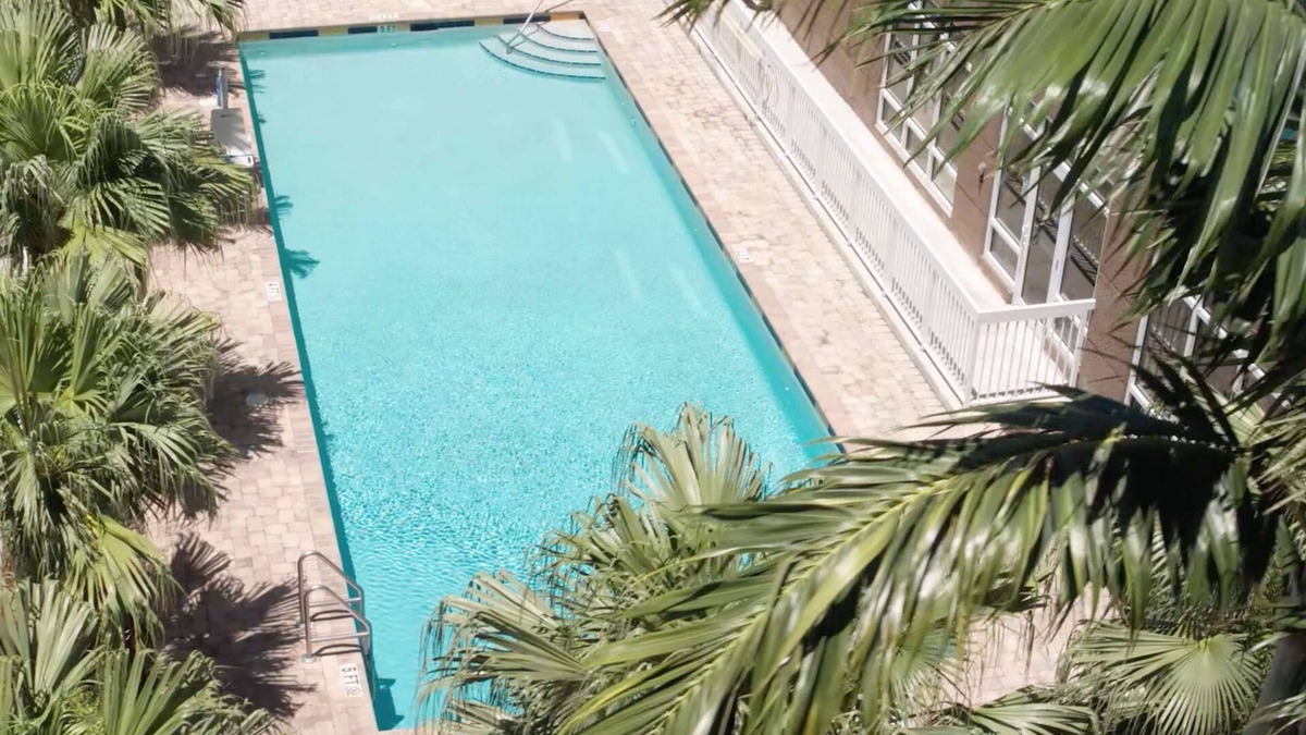 Hallandale Beach Hotel | Hampton Inn by Hilton Hallandale Beach Aventura