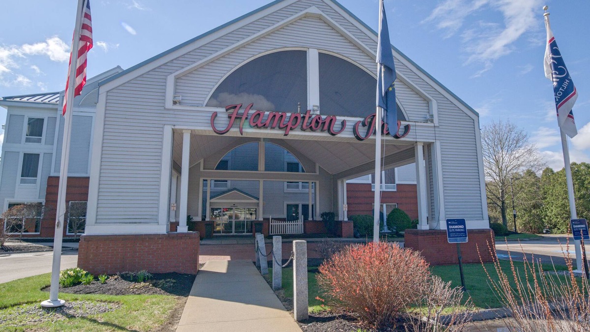 Bow Hotel | Hampton Inn by Hilton Concord/Bow