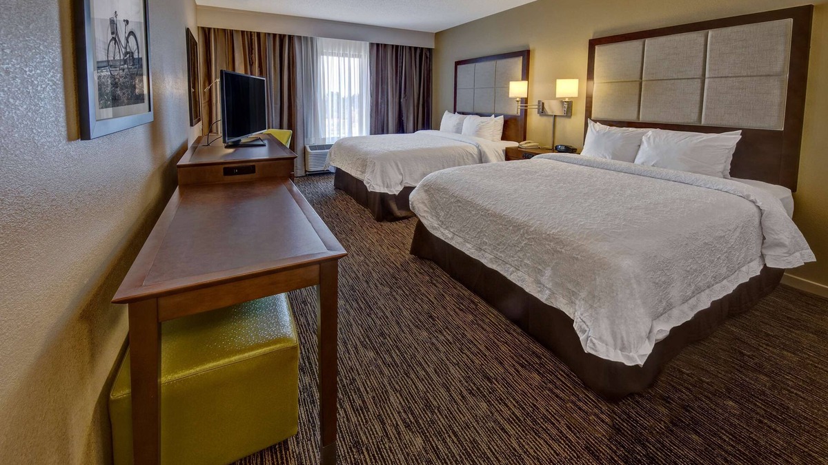 Dunn Hotel | Hampton Inn by Hilton Dunn