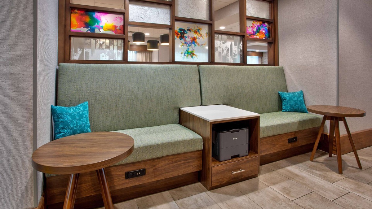 Paris Hotel | Hampton Inn By Hilton Paris