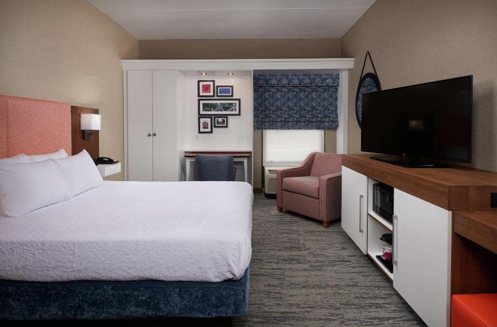 Austintown Hotel | Hampton Inn by Hilton Youngstown-West I-80