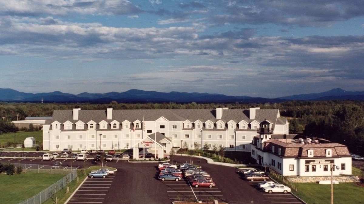 Burlington Hotel | Hampton Inn Colchester