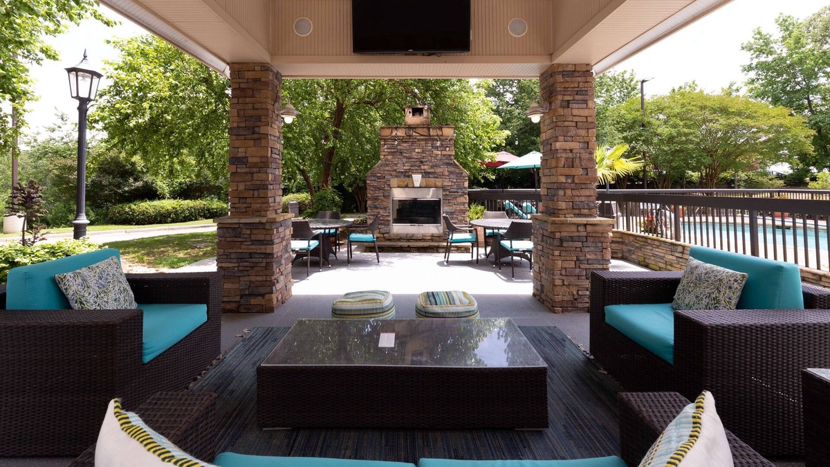 Harbison Hotel | Hampton Inn Columbia I-26/Harbison Blvd.