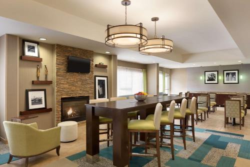 Denville Hotel | Hampton Inn Denville-Rockaway-Parsippany
