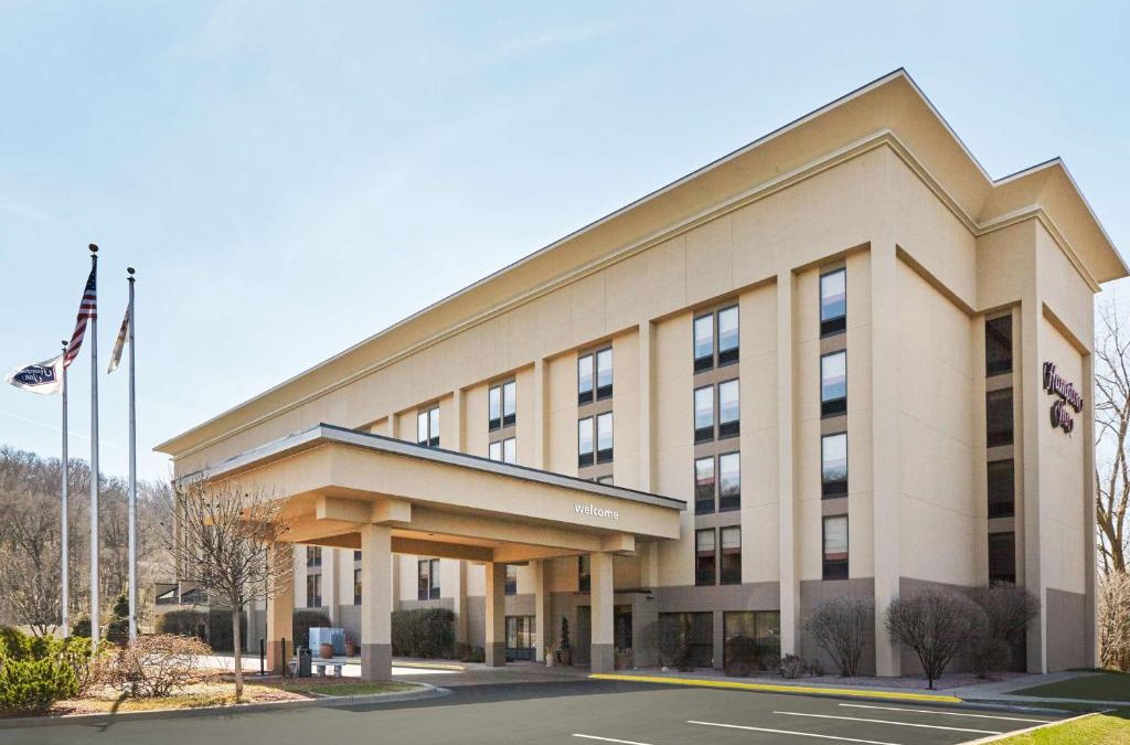 East Peoria Hotel | Hampton Inn East Peoria