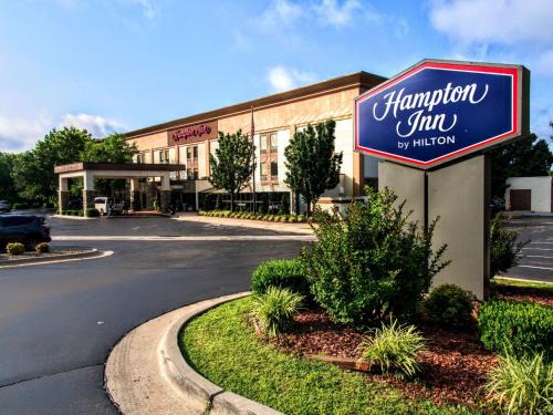 Edmond Hotel | Hampton Inn Edmond