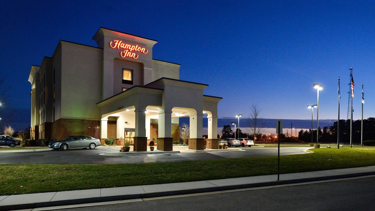 Farmville Hotel | Hampton Inn Farmville, VA