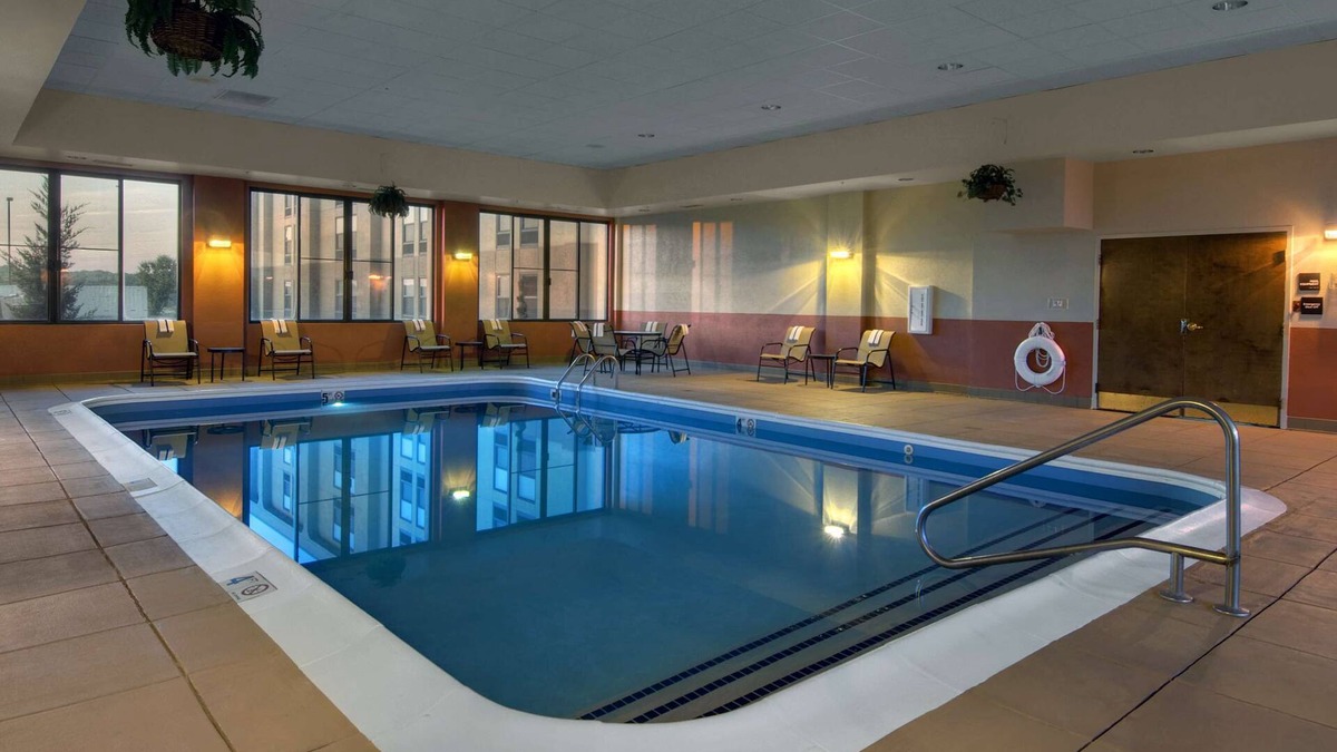 Saint Marys  Allen County Hotel | Hampton Inn Ft. Wayne-Southwest