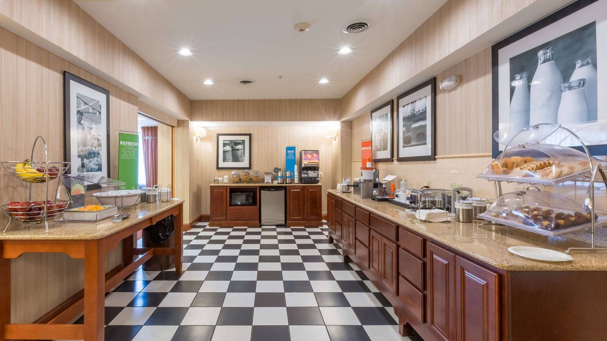 Goshen Hotel | Hampton Inn Goshen