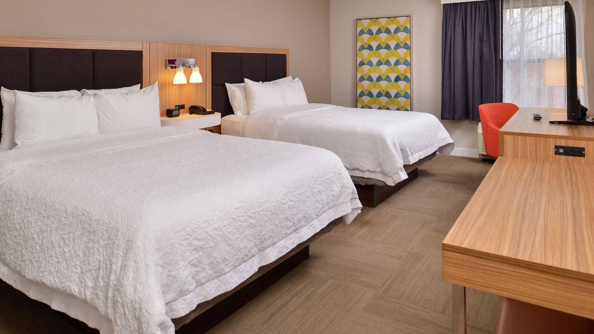 McLeansville Hotel | Hampton Inn Greensboro-East