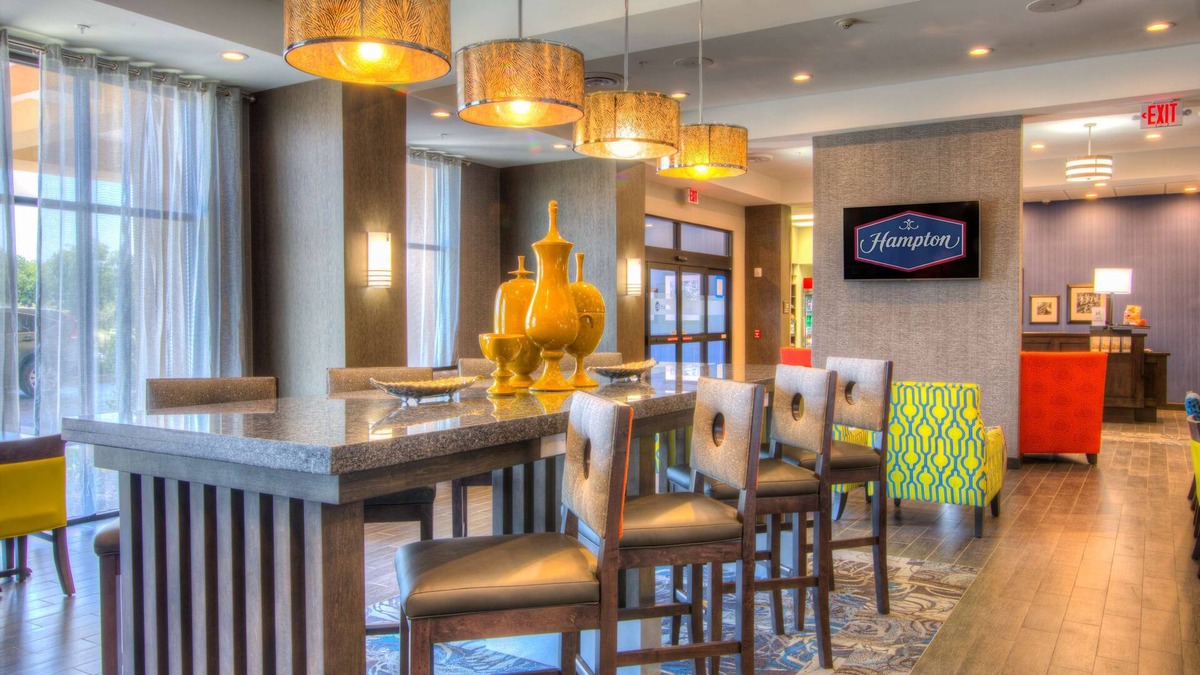 North Shore Hotel | Hampton Inn Houston I-10 East