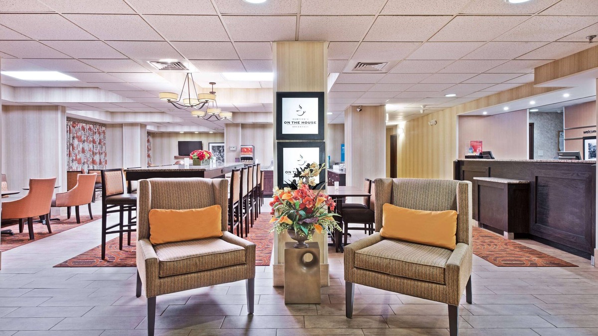 Barboursville Hotel | Hampton Inn Huntington/Barboursville